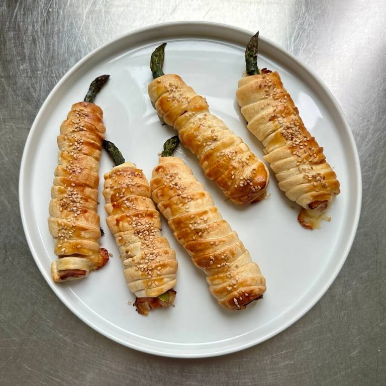 Cannoli di pasta sfoglia e asparagi step10