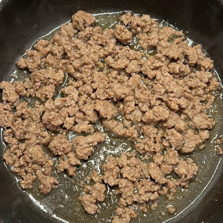 Pasta crema di asparagi e salsiccia step1