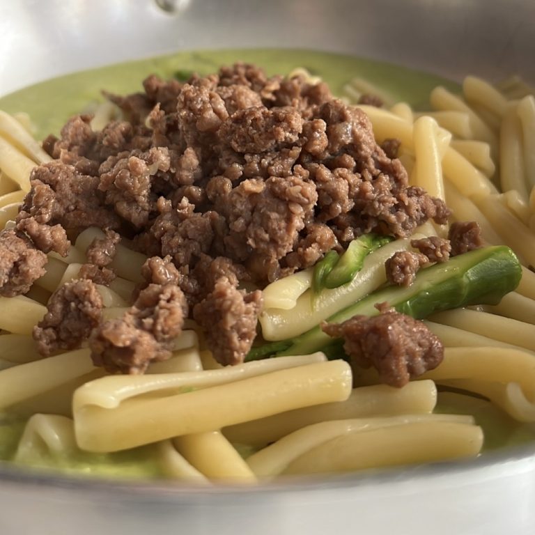 Pasta crema di asparagi e salsiccia step4