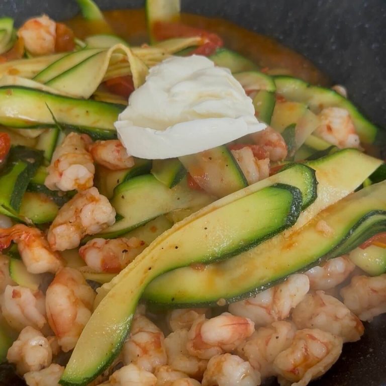 Finte tagliatelle di zucchine con gamberi step8