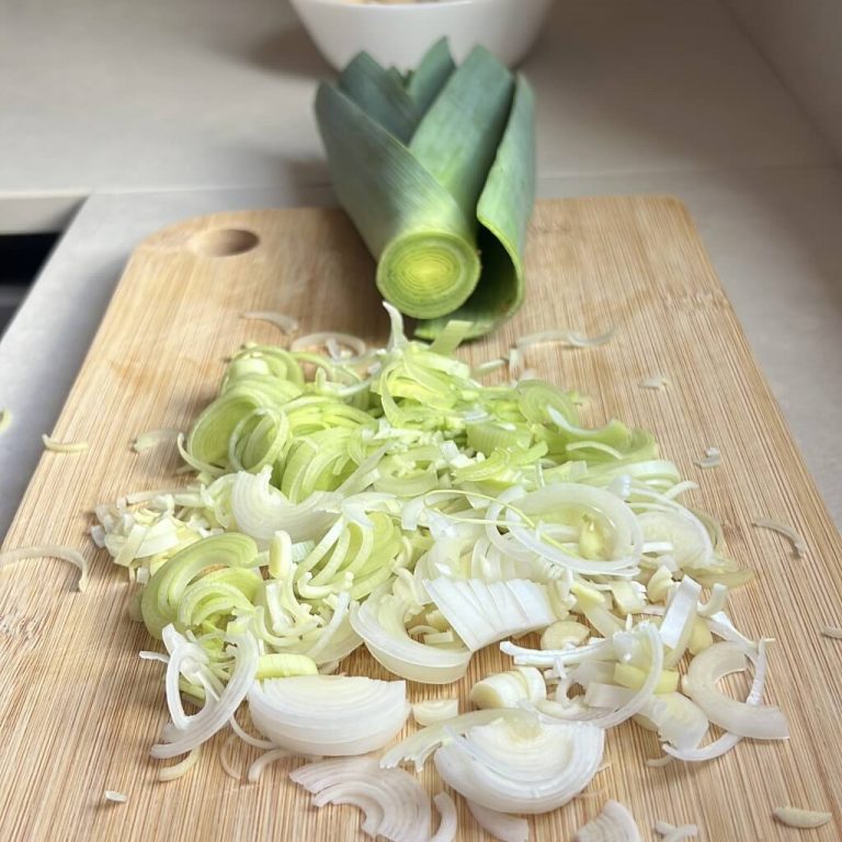 Pasta crema di porri pancetta e pecorino step1