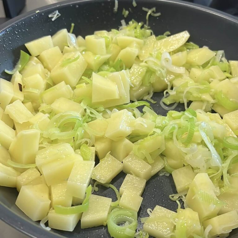 Pasta crema di porri pancetta e pecorino step3