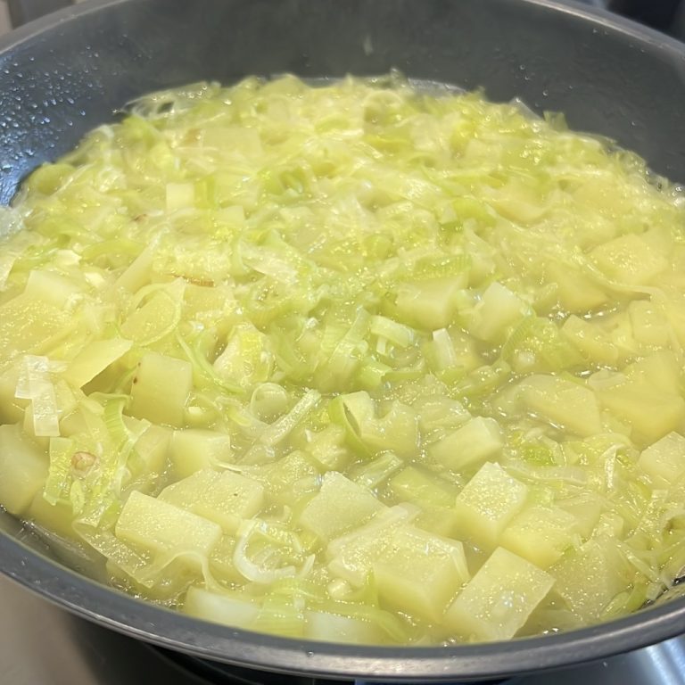 Pasta crema di porri pancetta e pecorino step4