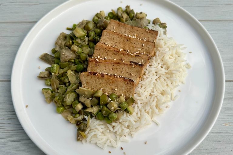 Tofu marinato alla piastra, la ricetta che ti farà ricredere!