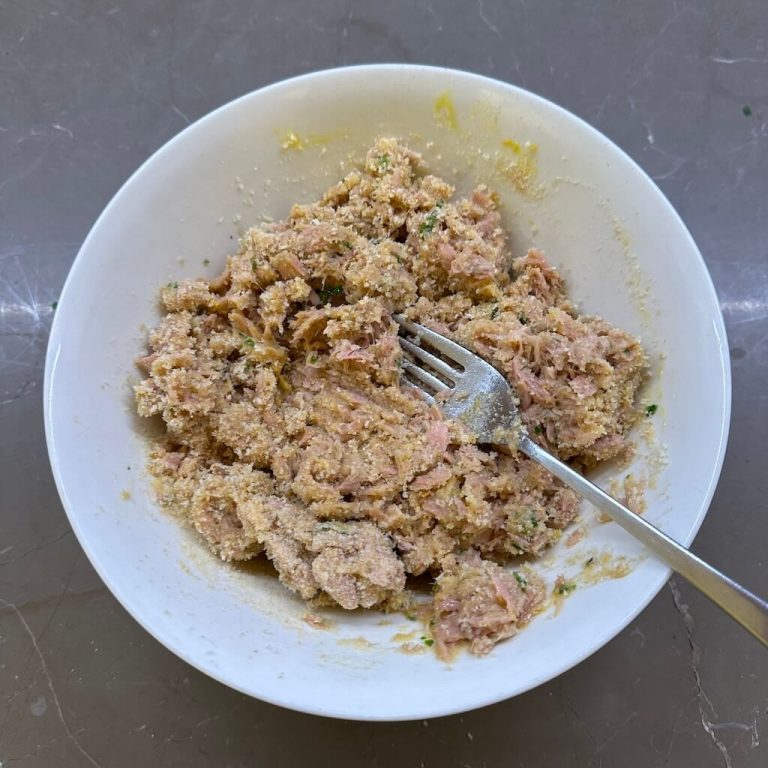 Polpette di tonno al sugo step4