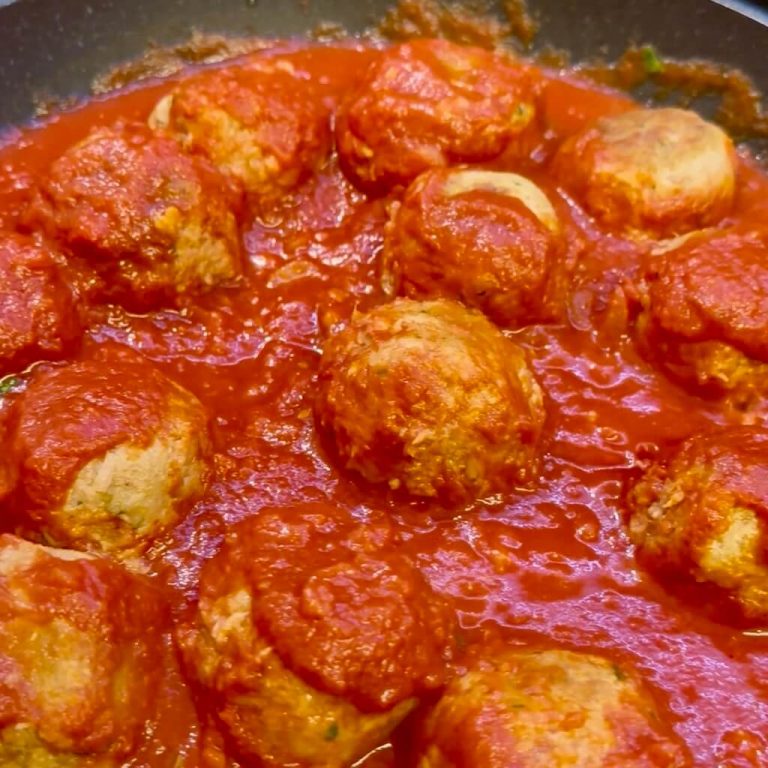 Polpette di tonno al sugo step5