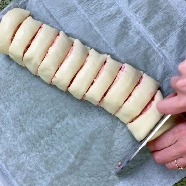 Torta di rose salata salsiccia e stracchino step4