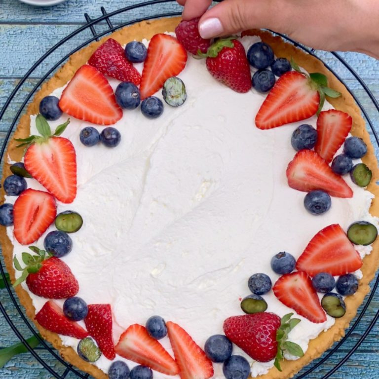 Crostata con crema allo yogurt e frutta step7