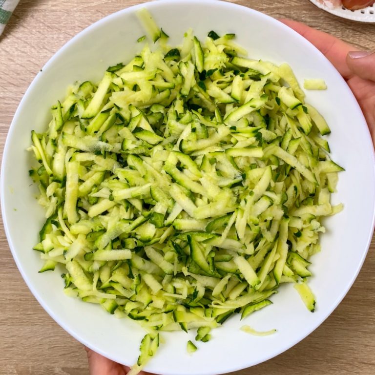Girelle di pasta fillo con zucchine e speck step1