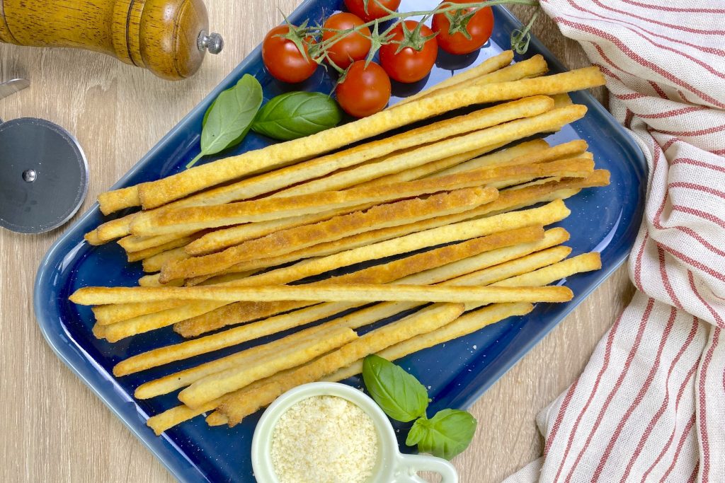 Grissini-al-parmigiano