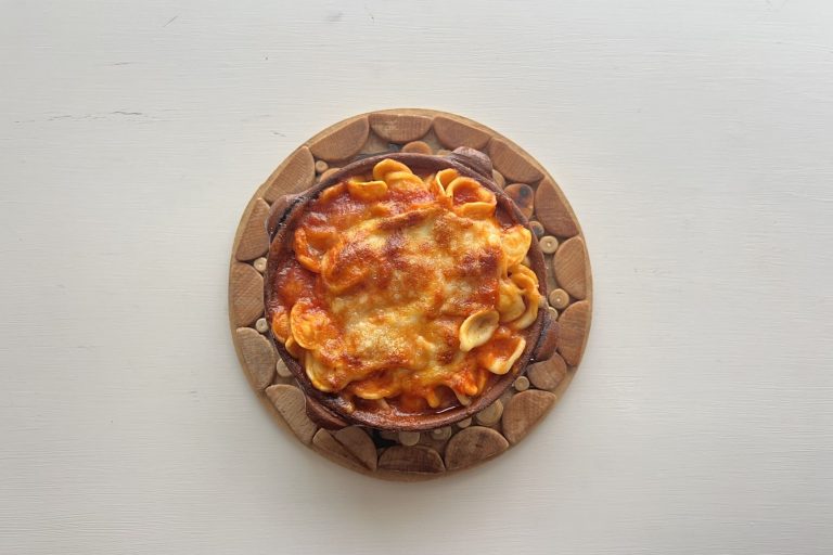 Orecchiette al forno, il primo piatto pugliese con una crosticina irresistibile