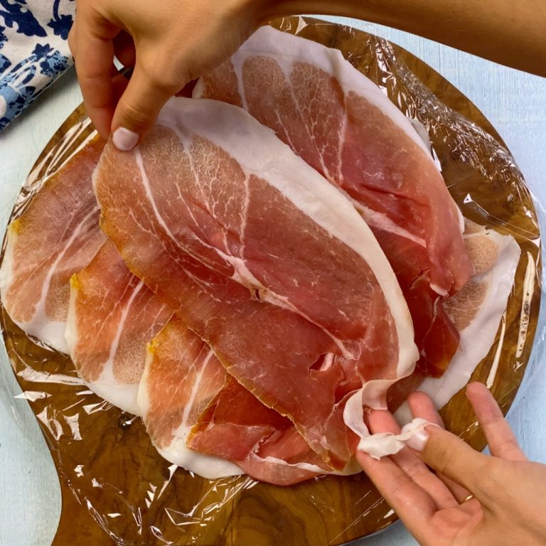 Rotolini di prosciutto step1