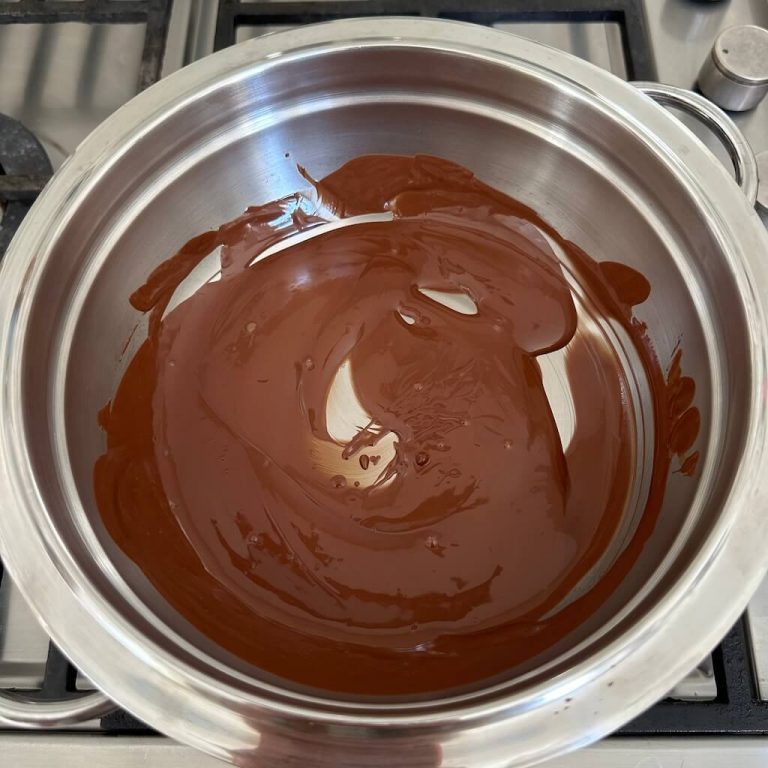 Crostata Sacher senza cottura step3