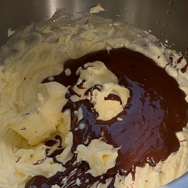 Crostata Sacher senza cottura step6
