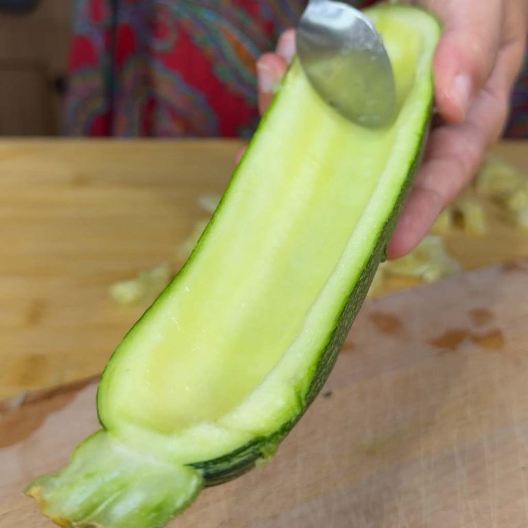 Zucchine ripiene di riso step1