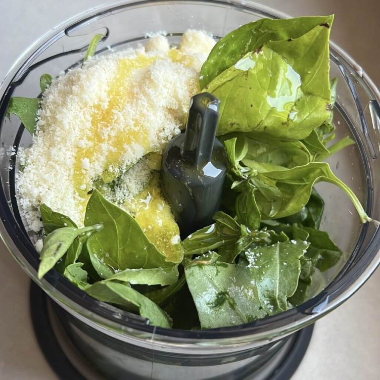 Pasta fredda con pesto di rucola step1