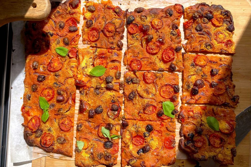 schiacciata-mediterranea