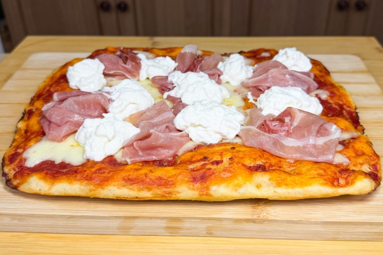 Pizza in teglia