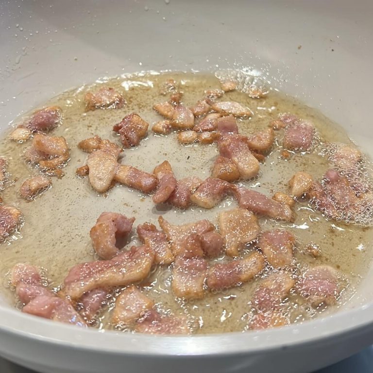 Spaghetti zafferano e guanciale step1