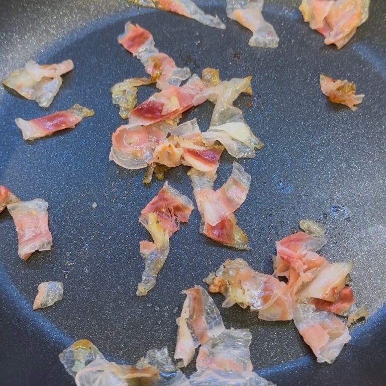 Uovo nuvola alla carbonara step1