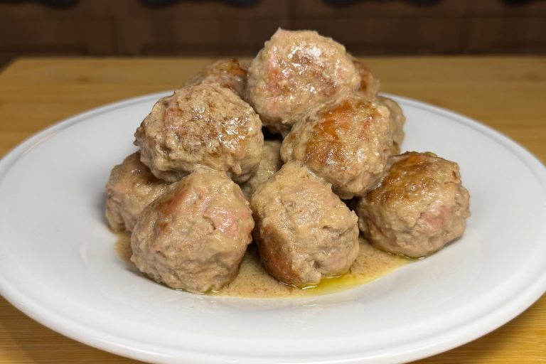 Polpette di carne al vino bianco: pronte in pochissimi minuti
