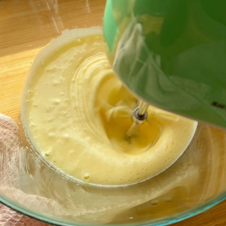 Plumcake con gocce di cioccolato step 1